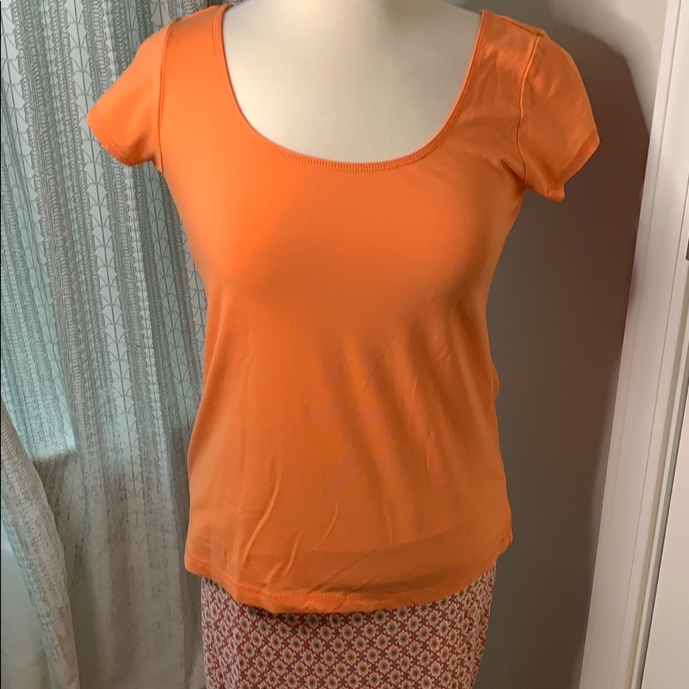 W by worth orange tee medium
